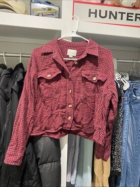 American eagle flannel cropped top